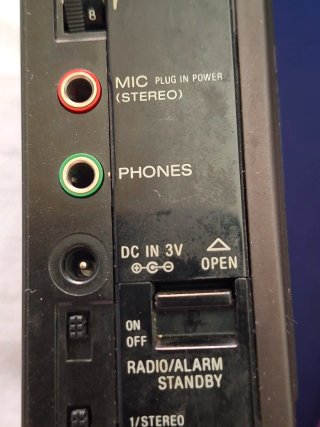 Radio Sony ICF-7600DS Portátil