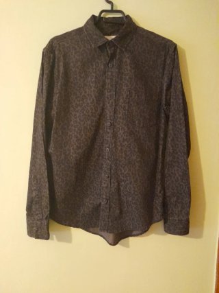 Camisa de hombre con estampado animal