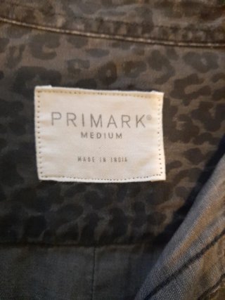 Camisa de hombre con estampado animal