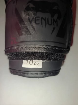 Set Boxeo Guantes Venum y Vendas Everlast