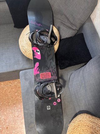 Tabla de Snowboard con Fijaciones