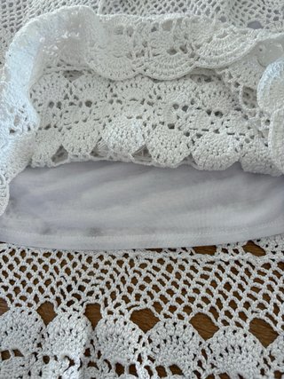 Conjunto Anna Kosturova falda y top crochet