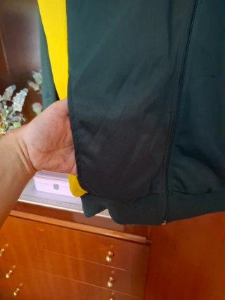 Chaqueta chándal vintage nueva