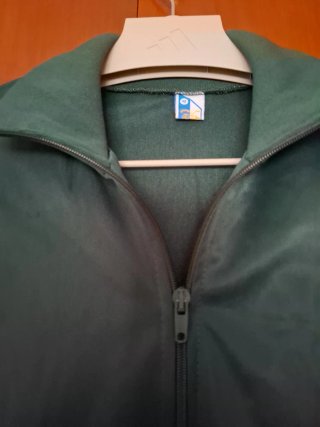 Chaqueta chándal vintage nueva
