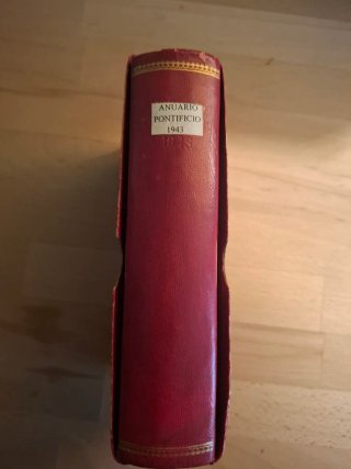 Libro religioso anuario pontificio