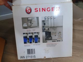 Máquina de coser Singer