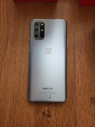 OnePlus 8T 8/128GB Luna Silver Caja y Cargador