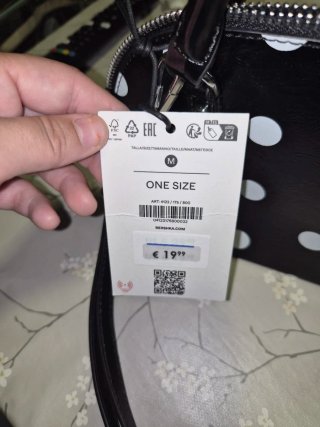 Bolso Bershka Negro Lunares Blancos
