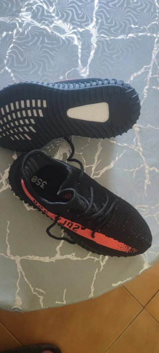 Adidas Yeezy Boost 350 V2