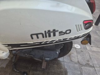 MITT 50 Scooter Blanca