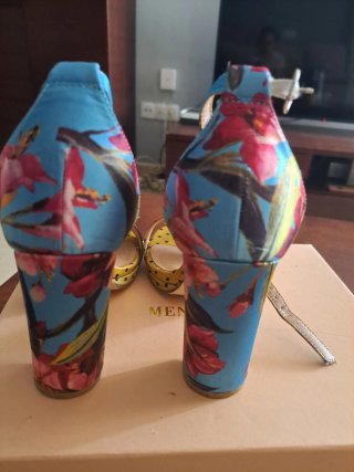 Sandalias Menbur Talla 36 Flores Tacón Ancho
