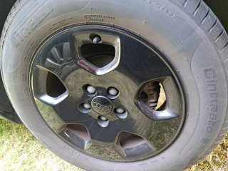 Llantas Audi A3 8L 5x100 con neumáticos Pirelli