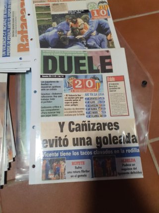 Lote Valencia CF: Periódicos y Marco