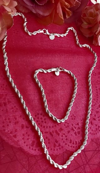 Bonito conjunto Cadena y Pulsera Plata Ley 925