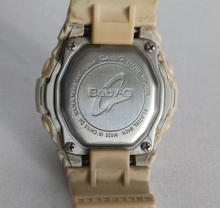 Reloj Casio Baby-G 1300 100 metros bajo el agua