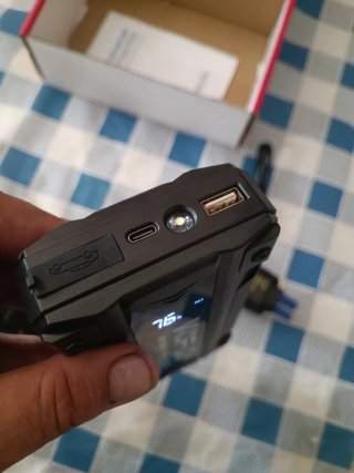 Arrancador portátil KOFUO para coche