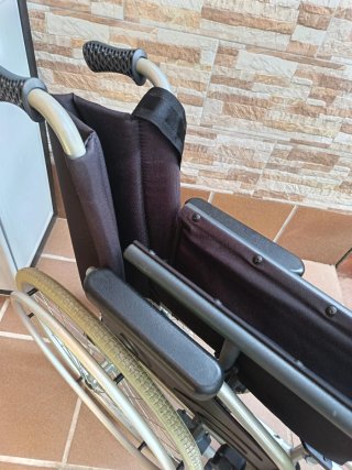 Silla de ruedas plegable Minos Crono