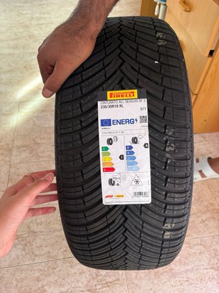 Rueda Pirelli