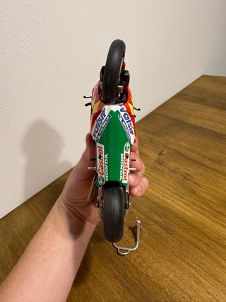 Maqueta Moto Honda MotoGP 1/12
