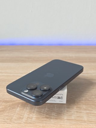iPhone 15 Pro 256GB eSIM