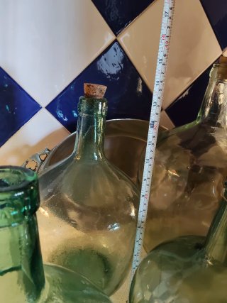 Bottiglie di vetro vintage in vari formati