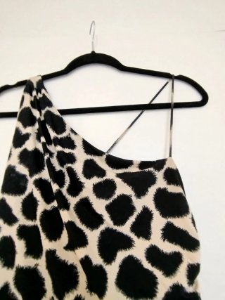 Vestido animal print beige y negro