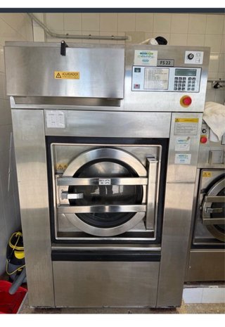 Lavadora dispensador Secadora Industrial y Plancha