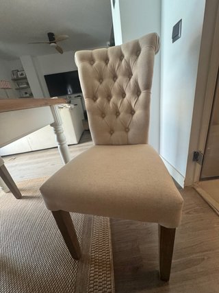 4 Sillas Capitoné Beige y Marrón