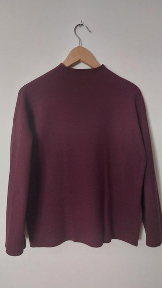 Conjunto burdeos (jersey M + pantalón L)