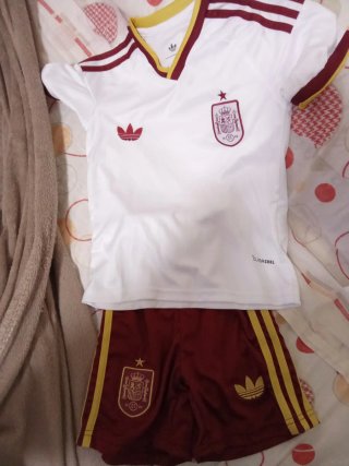 Equipación España niño Adidas