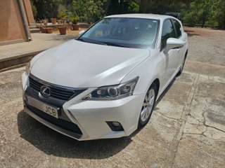 Lexus CT 200 H  Año 2014