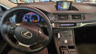 Lexus CT 200 H  Año 2014