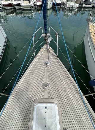 Velero Hallberg-Rassy 312 J