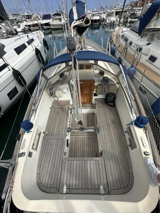 Velero Hallberg-Rassy 312 J