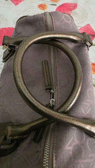 Bauletto Calvin Klein usato 1 volta