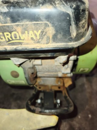 Motocultor con motor de gasolina