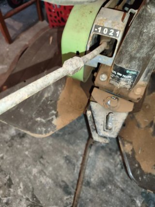 Motocultor con motor de gasolina