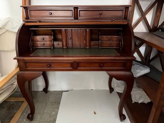 Bureau roll-top de madera maciza