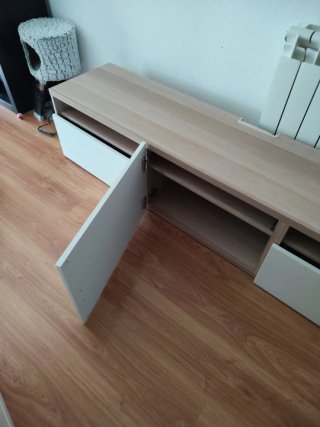 Mueble TV Ikea Besta Madera y Blanco