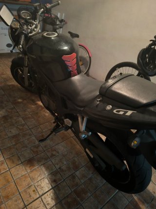 Hyosung GT 125 Naked Negra