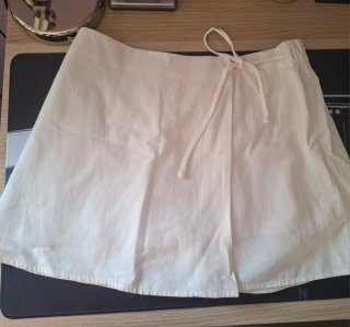 Falda pantalón blanca talla S