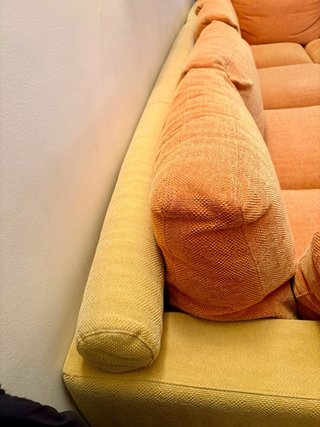 Divano angolare con pouf arancione