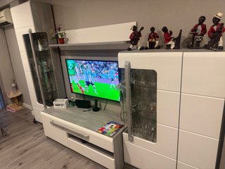 Conjunto salón: mesa, 4 sillas y mueble TV
