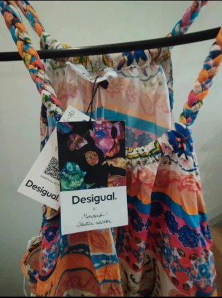 Camiseta Cristian LaCroix sin mangas talla M