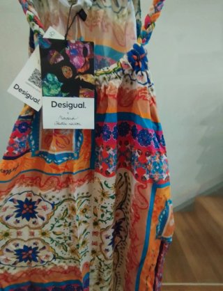 Camiseta Cristian LaCroix sin mangas talla M