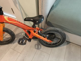 Bicicleta infantil naranja