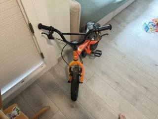 Bicicleta infantil naranja
