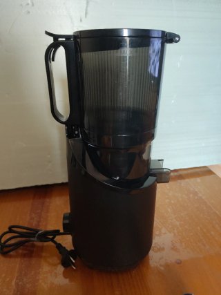 Extractor de zumos FRIDJA