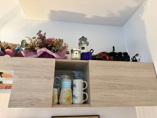 Mueble salón madera claro
