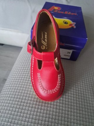 Sandalias niño piel rojas Talla 29 sin estrenar